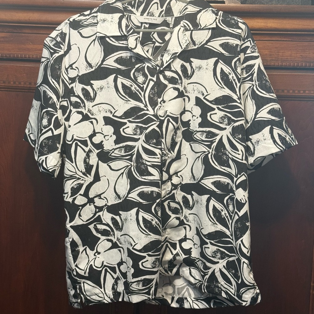 Kenneth Cole Reaction Monochrome Leaf Print Shirt
